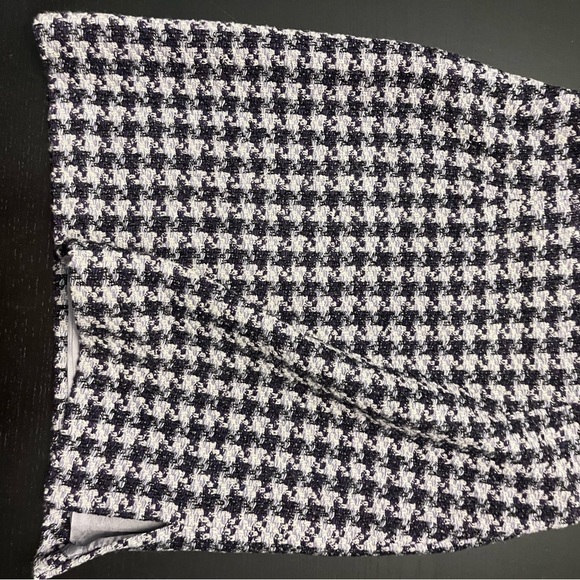 Amanda Smith Purple Houndstooth Wool Skirt - 8P - Picture 7 of 7